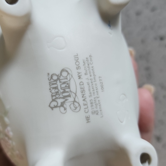 Precious Moments figurine - Picture 9 of 10